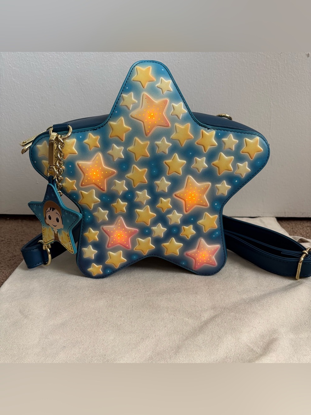 NWOT Loungefly Disney Pixar La Luna Light Up Star-Shaped Shoulder Bag Purse